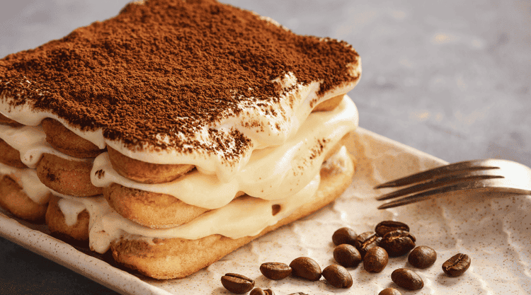 Tradycyjne, włoskie tiramisu 