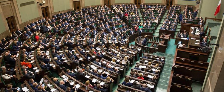 Czternasta emerytura. Poprawki Senatu odrzucone, ustawa trafi teraz do prezydenta