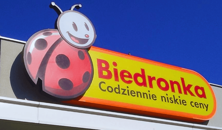 Co się dzieje z cenami masła w Biedronce? Sieć od razu wprowadziła limity