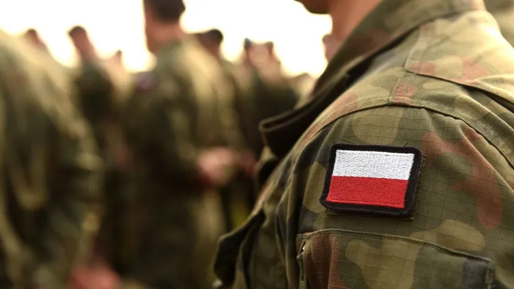Komisja wojskowa rusza 3 lutego. Wezwanie dostaną też kobiety i seniorzy. Mogą posypać się kary