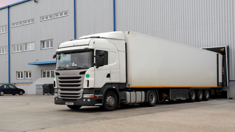 Zatrzymano 40 ton ryżu z Tajlandii. IJHARS uszczelnia kontrolę produktów ekologicznych