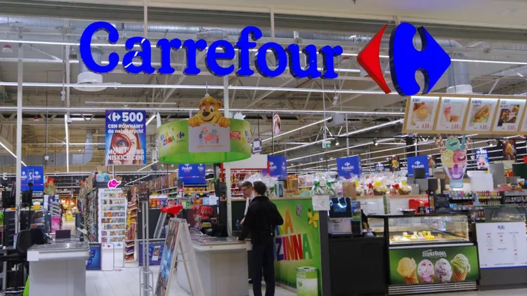 Sieć supermarketów zamyka sklepy, gruchnęły wieści o zwolnieniach. "Solidarność" podnosi alarm