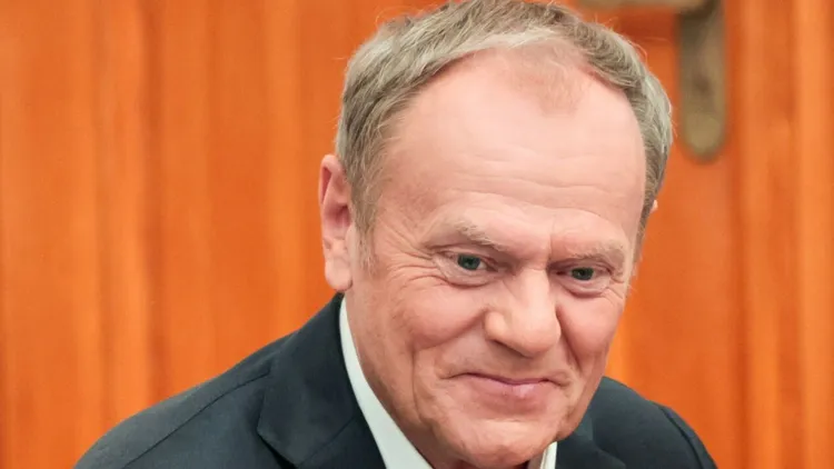 Nowy kanclerz Niemiec przyjedzie do Polski. Donald Tusk pogratulował Merzowi