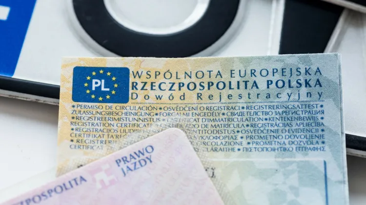 Większość kierowców nie wozi dowodu rejestracyjnego. W tym przypadku podczas kontroli można mieć kłopoty