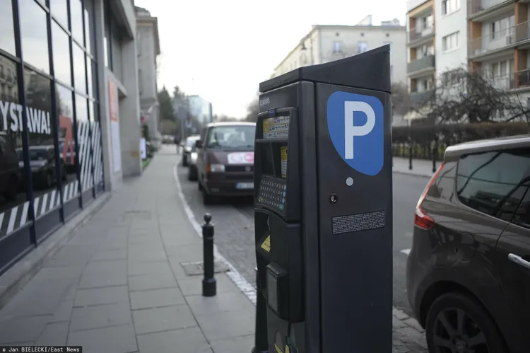 Dostałeś mandat za parkowanie pod sklepem? Musisz wiedzieć o tej luce
