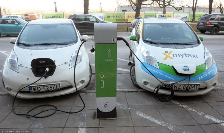 Początek ery elektryków. W czerwcu zarejestrowano ich więcej niż diesli
