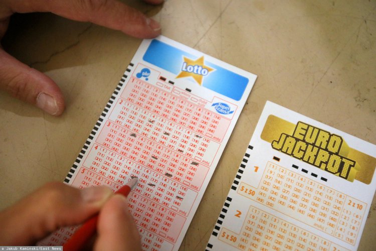 Szczęście w Eurojackpot, mamy nowego milionera. Skarbówka też świętuje