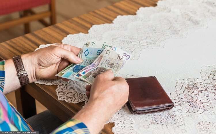 Dodatkowe 230 zł do emerytury. Zapadła ważna decyzja w sprawie specjalnego świadczenia