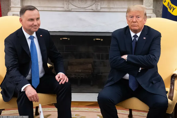 Donald Trump odwołuje spotkanie z Dudą. Polski prezydent miał zbierać głosy polonii?