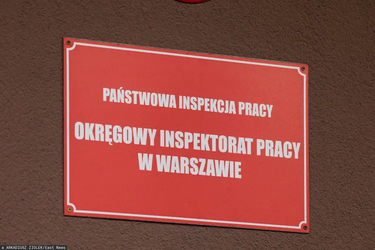 Przekwalifikowanie B2B na etat. Ekspert wyjaśnia, jak ocalić leasing i uniknąć kar ze skarbówki