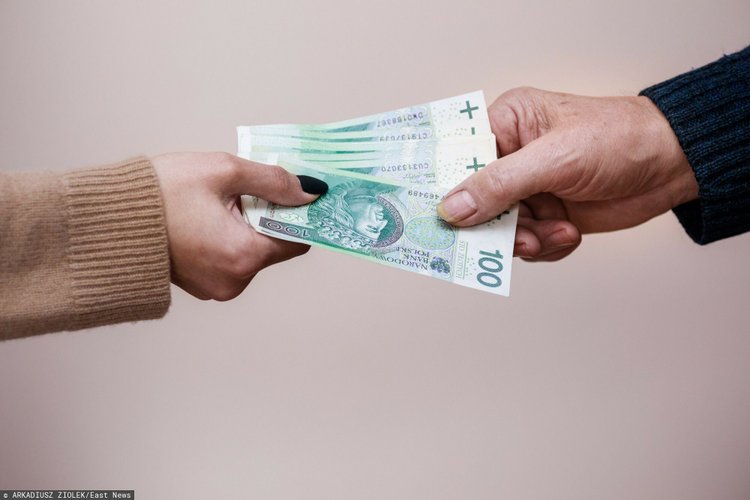 Ogromne długi alimenciarzy. Rekordzista jest winien swoim dzieciom 867 tys. zł