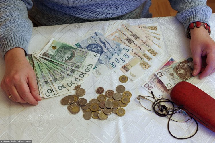 Zapłacimy nawet 4 tys. zł mniej za rachunki. Jest też szansa na dodatkowy bonus