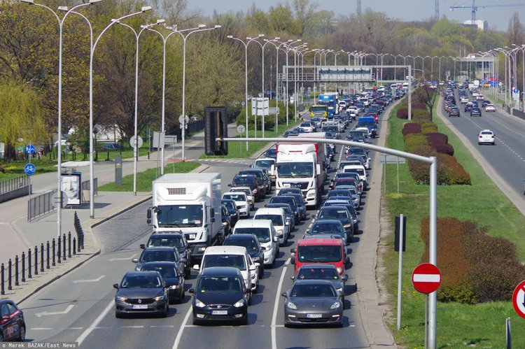 Google chce upłynnić ruch w miastach i pozbyć sie korków – pilotażowy program ograniczył ich liczbę o 30% 