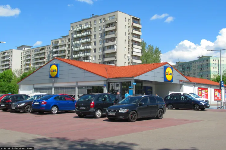 Kary dla klientów Biedronki i Lidla. Winny niejasny regulamin 