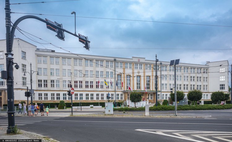 Urzędnicy niezadowoleni z podwyżek. MSWiA przeznaczyło na nie ok. 40 mln zł