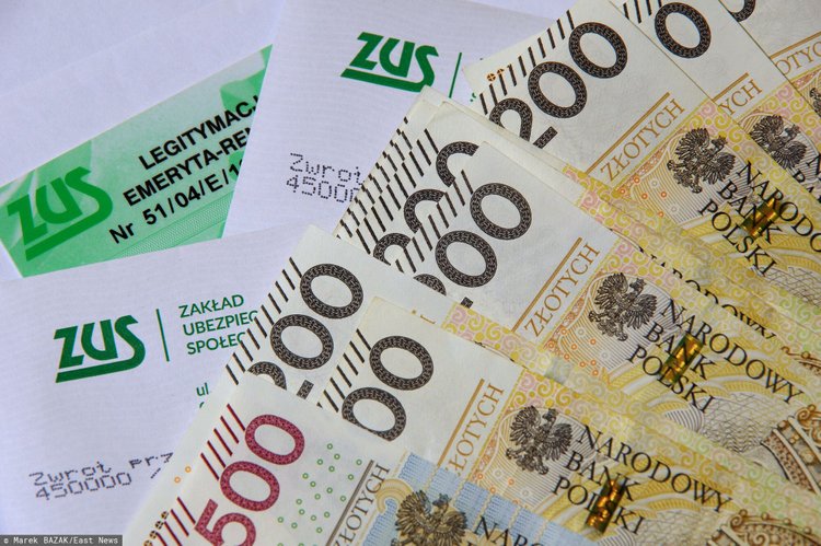 W ZUS-ie czekają pieniądze, ale wypłata nie nastąpi z automatu. Trzeba złożyć wniosek