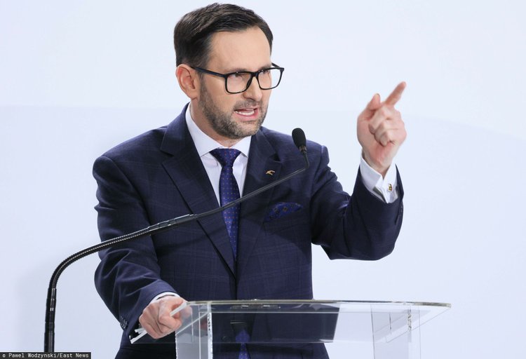 Obajtek zapowiada nowe paliwo. Produkcja ruszy już w przyszłym roku 