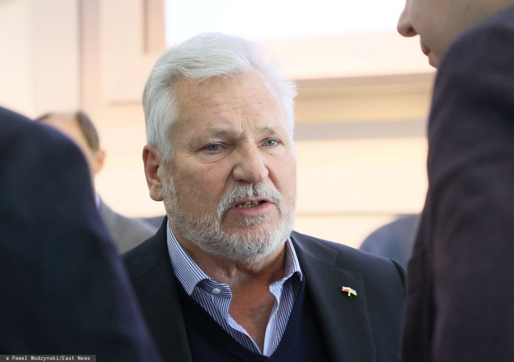 Aleksander Kwaśniewski o swojej emeryturze. „Zarabiam i jakoś muszę sobie dawać radę”