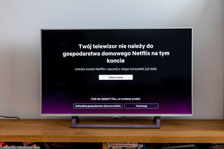 Urzędnicy biorą pod lupę zakaz dzielenia kont na Netfliksie. Platformie grozi wysoka kara