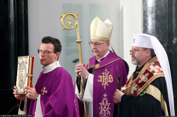 Willa na emeryturę arcybiskupa? Remont z państwowymi pieniędzmi w tle