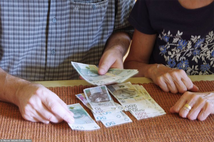ZUS właśnie przekazał. Od 1 grudnia kolejne zmiany dla wielu emerytów