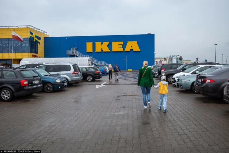 IKEA pilnie wycofuje ładowarki. Możliwe poparzenia i porażenia prądem, sieć zwraca pieniądze