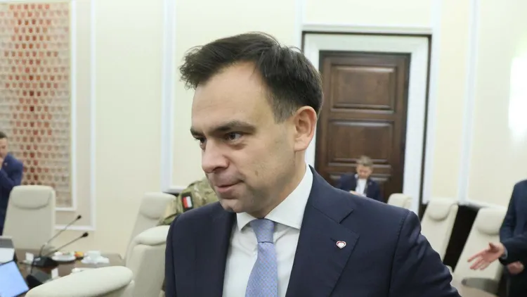 Ta opłata to przykry obowiązek oszczędzających. Minister finansów szykuje zmiany