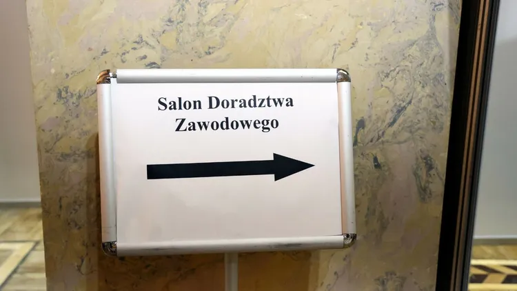 Rekordowa fala zwolnień w Polsce. Tak złe dane z rynku pracy nie płynęły od wybuchu pandemii