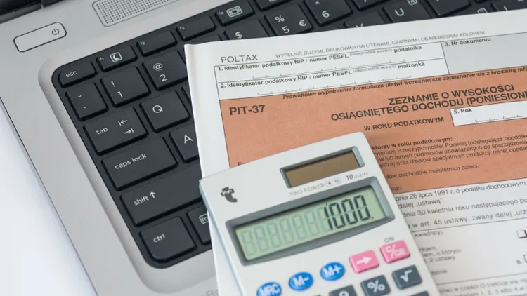 Twój zwrot podatku może utknąć nawet na tygodnie. W tych przypadkach Urząd Skarbowy wstrzyma przelew