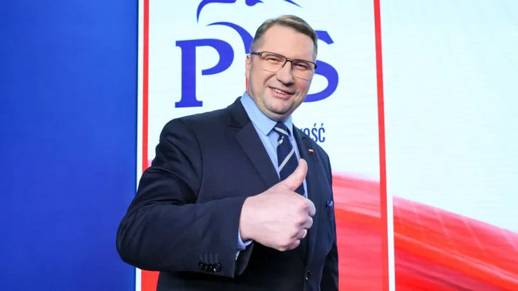 Takim majątkiem dysponuje Przemysław Czarnek. Wysokie zarobki to nie wszystko
