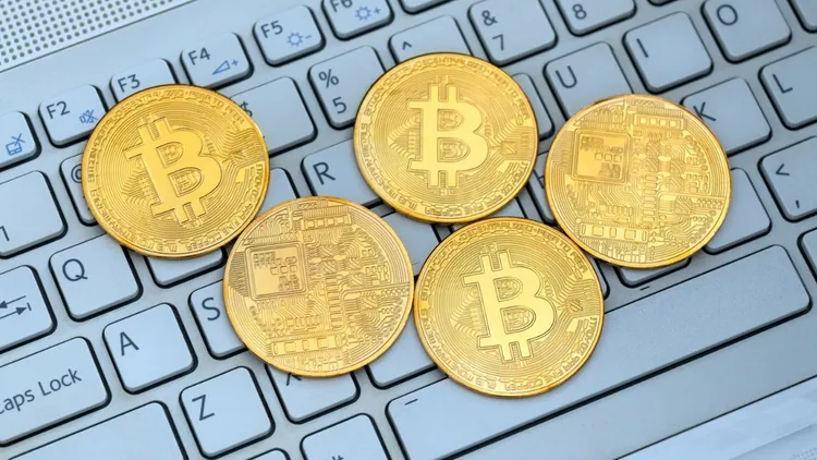 Ustawa o kryptoaktywach. Branża apeluje o weto do prezydenta Nawrockiego