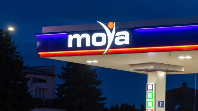 MOYA zmienia właściciela. Wiadomo, jaki los czeka 540 stacji paliw w Polsce