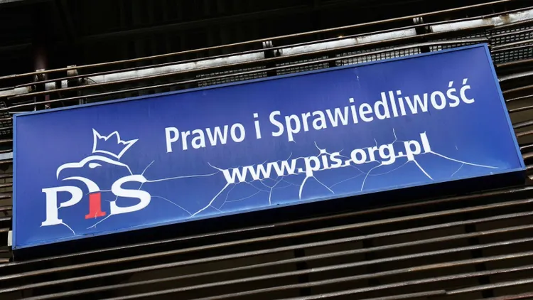 Polacy wskazali nowego lidera polskiej prawicy. Wynik sondażu może zaskoczyć