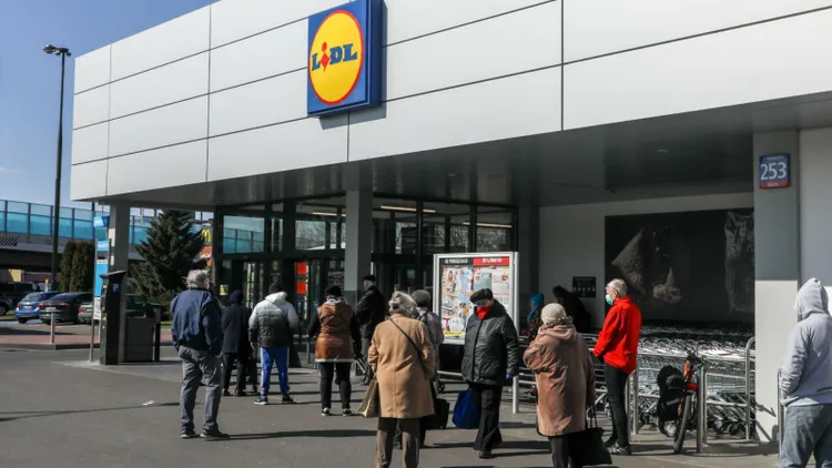 Lidl wydał komunikat do klientów, startuje procedura zwrotów tych produktów. Mogły trafić do każdego