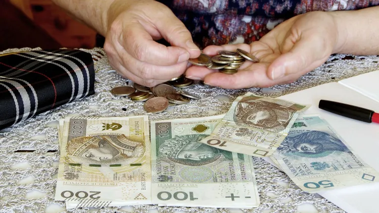 Waloryzacja emerytur 2026. Tyle ZUS będzie wypłacał seniorom od 1 marca