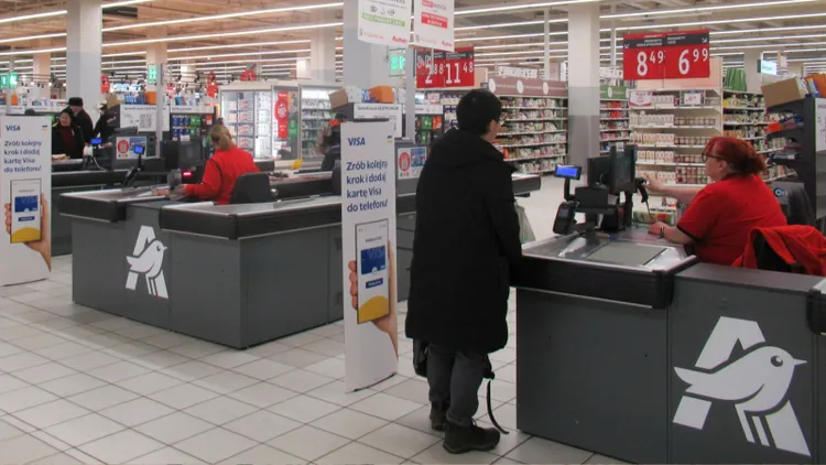 Dostawca wydał ostrzeżenie. Popularna herbata wycofana z sieci sklepów, mogła trafić do każdego domu