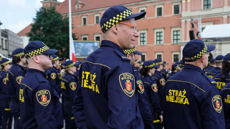 Straż Miejska przyjmuje do pracy i kusi pensją. Takie zarobki już od pierwszego dnia 