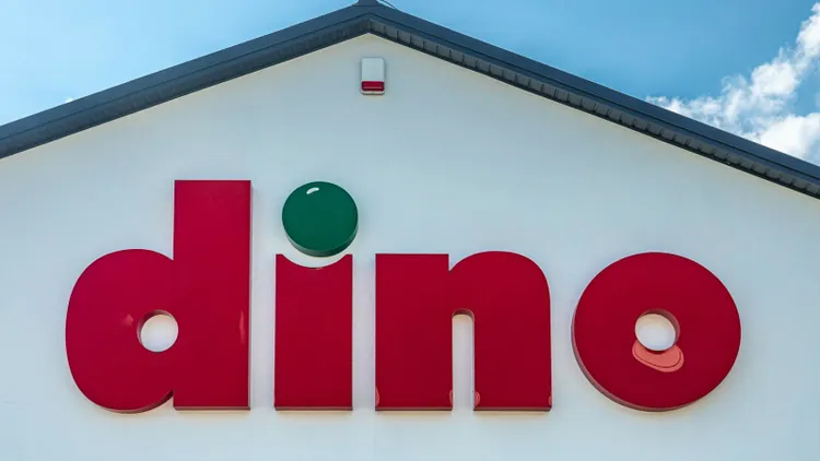 W Dino właśnie się zaczęło. "2+2 gratis" bez limitów, do sklepów ustawią się długie kolejki