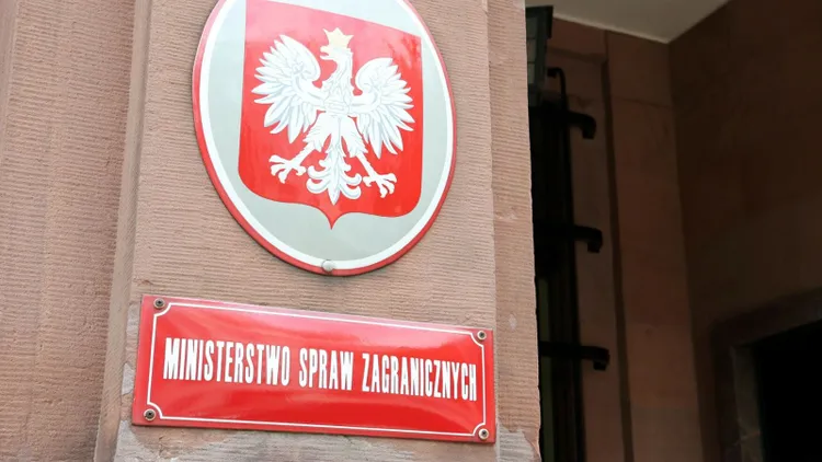 MSZ apeluje do Polaków. W tym kraju wprowadzili czwarty poziom ostrzeżenia. "Nie jedź"