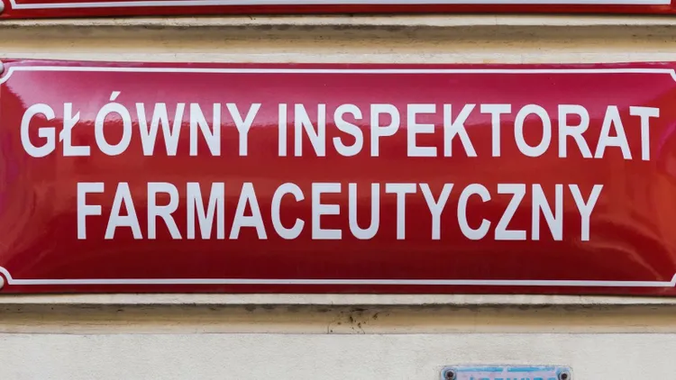 GIF wycofuje z obrotu lek. Wykonalność natychmiastowa, mógł trafić do każdej apteczki