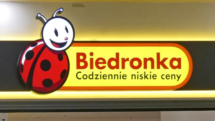 Biedronka rozsyła SMS-y do klientów. Taka promocja tylko dzisiaj