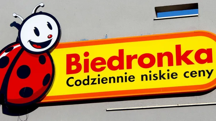 Świętuj Dzień Pizzy z Biedronką! Sieć przygotowała smakowitą promocję, więcej niż 50 proc. taniej