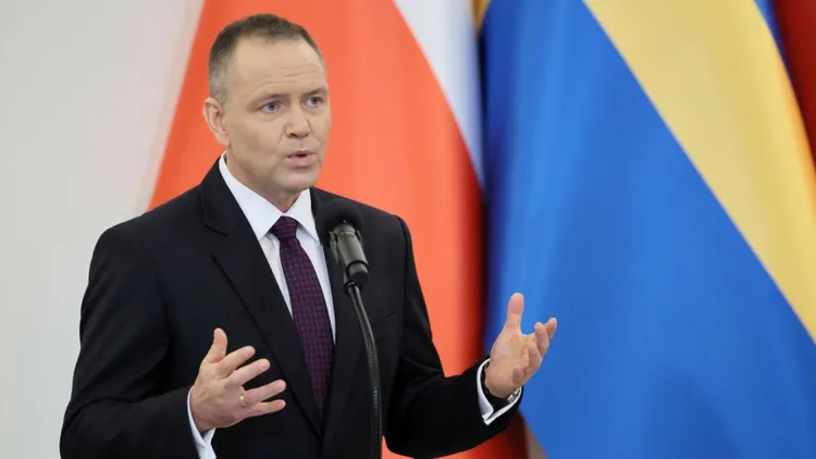 Burza po decyzji Karola Nawrockiego. Polacy jasno ocenili weto prezydenta