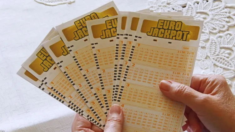 Wyniki Eurojackpot 5 czerwca. Nie jeden, a dwóch nowych milionerów z Polski, tyle wygrali