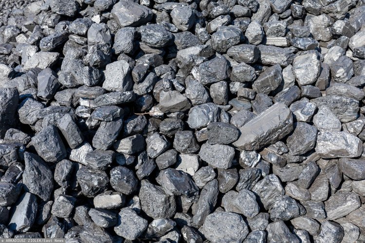 PGE Paliwa wstrzymała dostawy węgla. Jako przyczynę wskazano warunki atmosferyczne