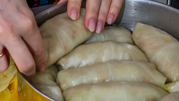 Gołąbki gotuję bez pomidorów. Pachnie na cały dom, co za aromat