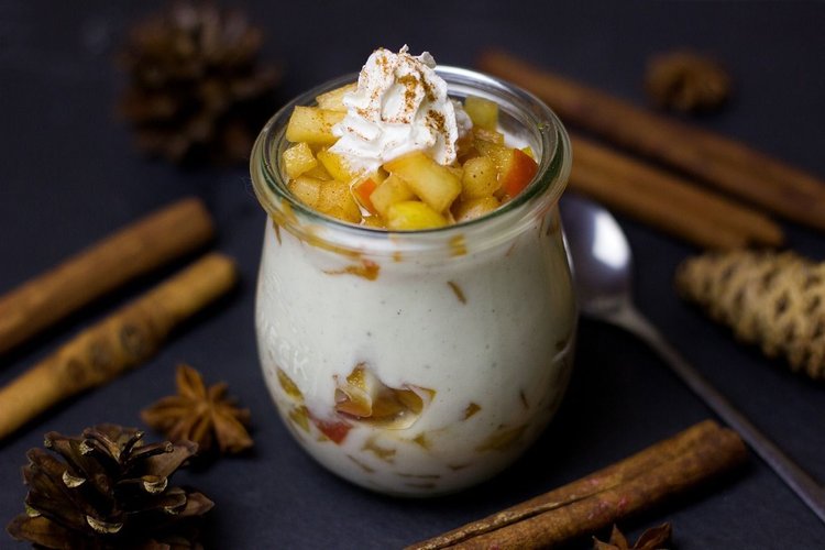 Pudding ryżowy z karmelizowaną gruszką
