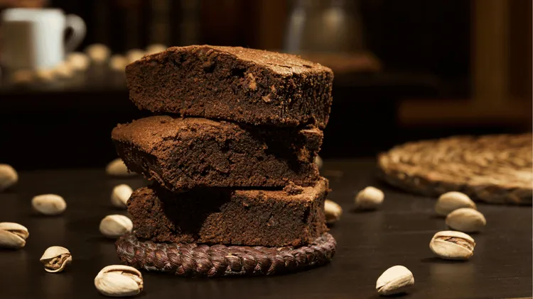 Sekret wilgotnego brownie po dubajsku. 100 g tego składnika gwarantuje perfekcyjną strukturę