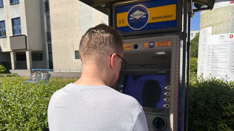 Protest operatora bankomatów Euronet. mBank zwróci pieniądze klientom