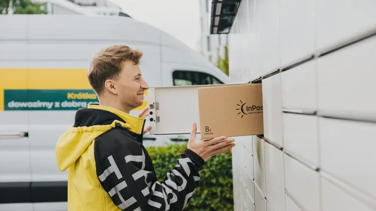 Nowa funkcja w aplikacji InPost. Rafał Brzoska chce, by to klienci płacili kurierom